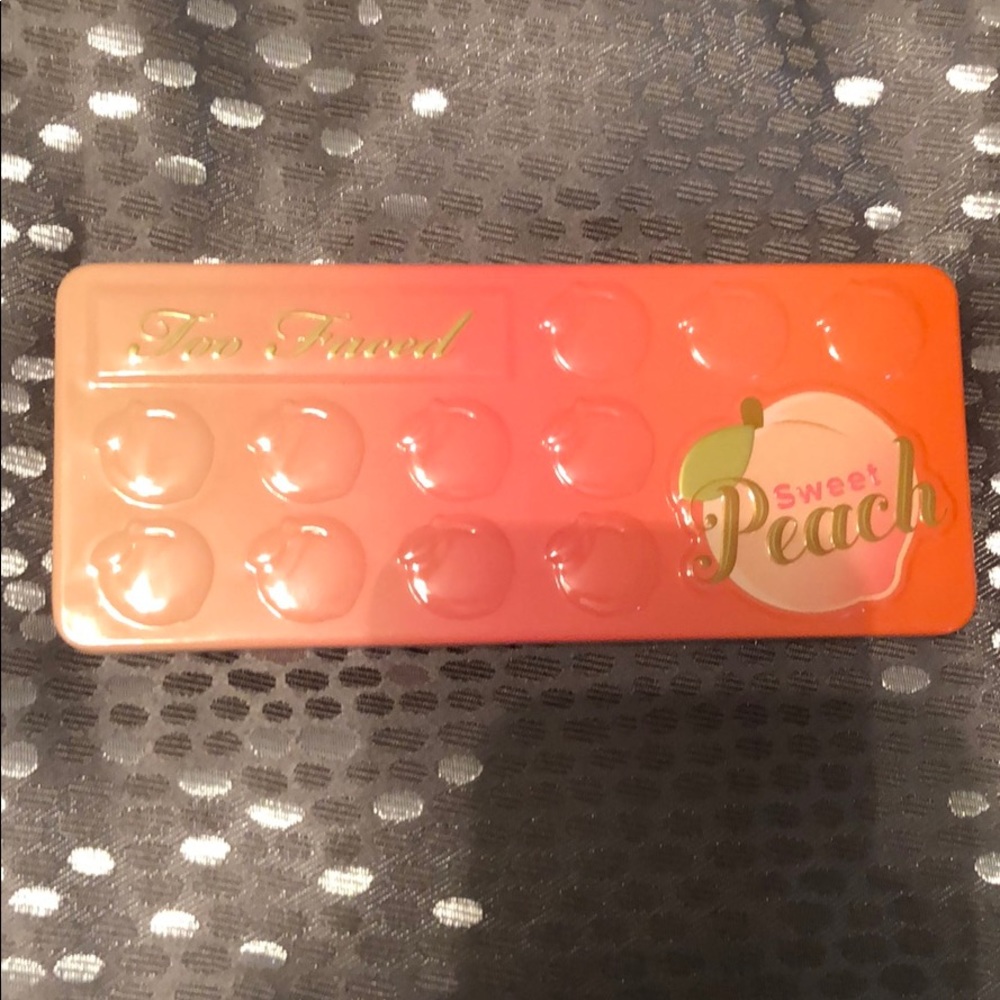 Too faced palette
